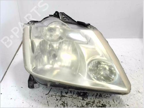Used Right headlight RENAULT MODUS / GRAND MODUS (F/JP0_) 1.5 dCi (FP0E, JP0E) (65 hp) 30320847