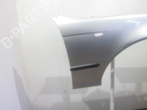 Right front fenders BMW 3 (E46) 320 d | BP26069980C42 