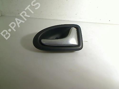 Used Rear right interior door handle RENAULT CLIO II (BB_, CB_) 1.4 16V (B/CB0P, BB13) (98 hp) 26073665