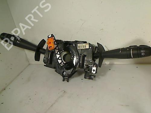 Used Steering column stalk RENAULT CLIO II (BB_, CB_) 1.4 16V (B/CB0L) (95 hp) 26074958