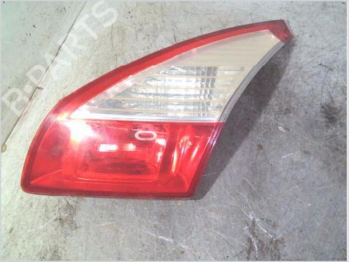 Used Right tailgate light Right tailgate light RENAULT MEGANE III Hatchback (BZ0/1_, B3_) 1.5 dCi (BZ09, BZ0D, BZ1W, BZ29, BZ14) (110 hp) 33557139 33557139