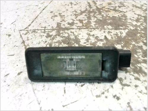 Used Licence plate light PEUGEOT 208 I (CA_, CC_) 1.6 HDi (92 hp) 31015923