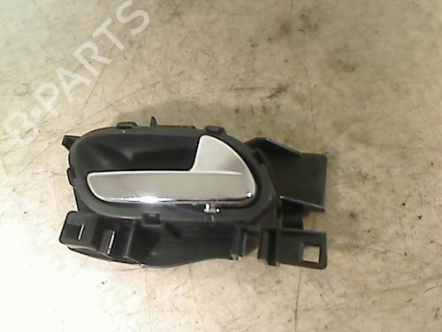 Used Front right interior door handle PEUGEOT 5008 (0U_, 0E_) 1.6 HDi (112 hp) 26069623