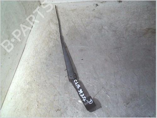 Used Front windshield wiper arm Front windshield wiper arm 37198576 37198576