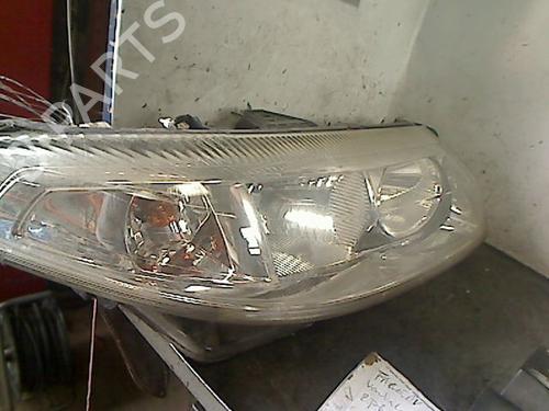 Used Right headlight RENAULT LAGUNA II (BG0/1_) 1.9 dCI (BG0E) (105 hp) 26063493