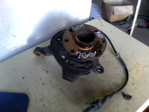 Used Right front steering knuckle OPEL CORSA C (X01) 1.0 (F08, F68) (58 hp) 26079026