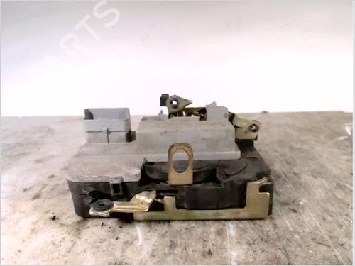 Used Front right lock PEUGEOT 206 Hatchback (2A/C) 1.1 i (60 hp) 26102789