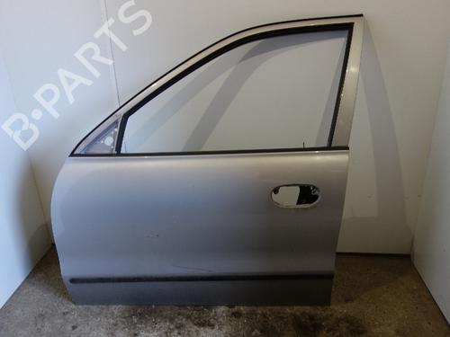 Dør venstre fortil HYUNDAI ACCENT I (X-3) 1.3 i 12V (84 hp) 33188946