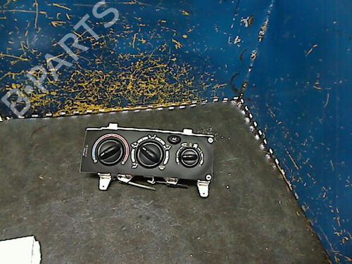 Airco bedieningspaneel RENAULT SCÉNIC I MPV (JA0/1_, FA0_) 1.6 (JA00, JA16, JA15, JA19, JA1V, JA2B, JA2C, JA0B,... (107 hp) 26115979