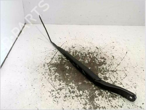 front-windshield-wiper-arm-renault-megane-iii-hatchback-bz01_-b3_-2008-26078236 main image