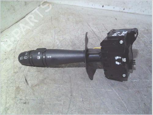Used Headlight switch Headlight switch RENAULT CLIO II (BB_, CB_) 1.2 (BB0A, BB0F, BB10, BB1K, BB28, BB2D, BB2H, CB0A,... (58 hp) 33818564 33818564
