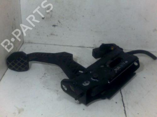 Used Clutch pedal VW GOLF IV (1J1) 1.4 16V (75 hp) 28535291