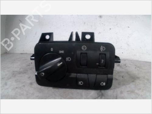 Used Headlight switch BMW 3 (E46) 320 d (150 hp) 26097762