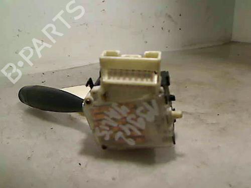 Commande de phare TOYOTA YARIS (_P1_) 1.0 (SCP10_, SCP10R) (68 hp) 26072300