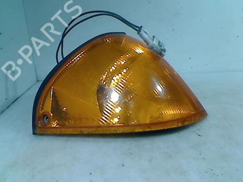 Used Right front indicator SUZUKI SWIFT II Hatchback (EA, MA) 1.0 i (SF310, AA44) (54 hp) 26078136