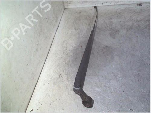 Used Front windshield wiper arm Front windshield wiper arm TOYOTA YARIS (_P1_) 1.0 (SCP10_, SCP10R) (68 hp) 40159363 40159363