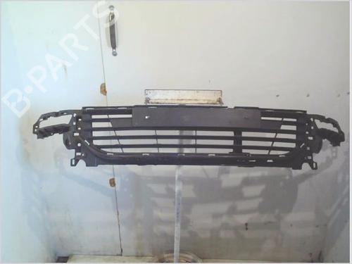 Used Grille RENAULT CLIO IV (BH_) 1.5 dCi 90 (90 hp) 29504314