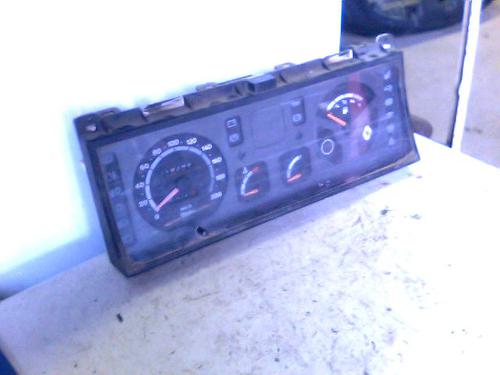 Kombinert Instrument RENAULT ESPACE II (J/S63_) 2.1 TD (J633, J634, J/S635, J/S63D) (88 hp) 26110395