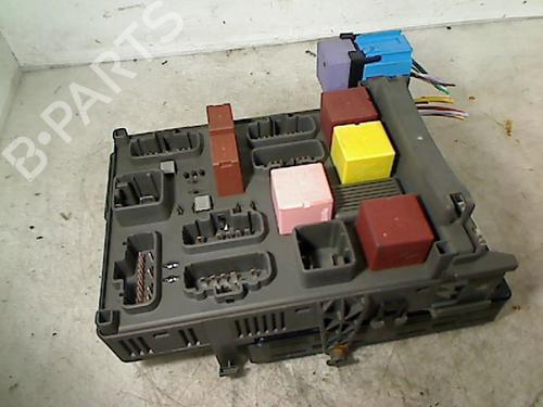 Used Fuse box RENAULT LAGUNA II (BG0/1_) 1.9 dCi (BG1A, BG1W, BG0G) (110 hp) 26092154