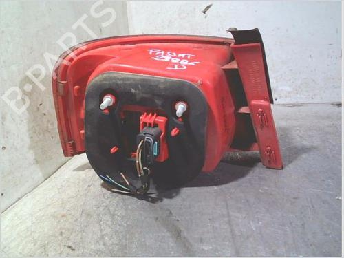 Right taillight VW PASSAT B6 (3C2) 1.6 FSI | BP36692907C35 - Image 2