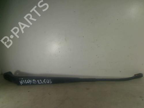 Used Front windshield wiper arm TOYOTA HILUX VII Pickup (_N1_, _N2_, _N3_) 2.5 D-4D (KUN15_, KUN15R) (120 hp) 26093538