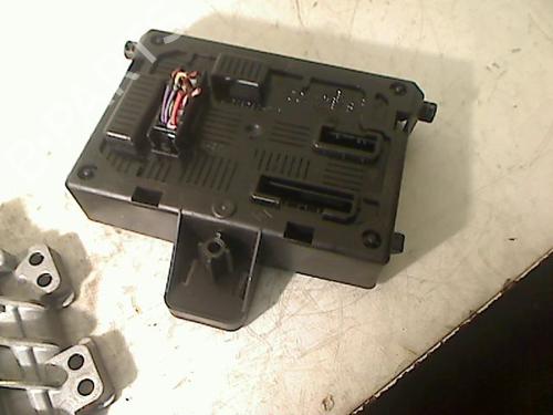 Used Engine control unit (ECU) RENAULT CLIO III (BR0/1, CR0/1) 1.5 dCi (75 hp) 26077452