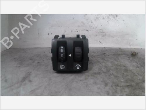 Used Headlight switch RENAULT TWINGO II (CN0_) 1.2 16V (CN04, CN0B) (75 hp) 26109770
