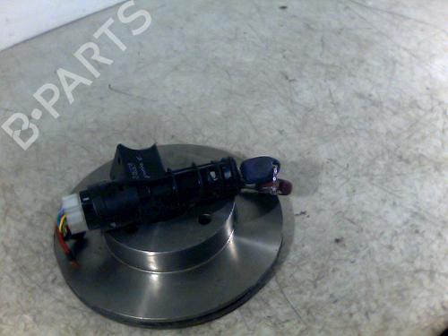 Used Ignition barrel FIAT PUNTO (176_) 55 1.1 (54 hp) 26069425