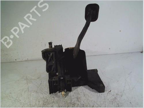 Used Pedal PEUGEOT BOXER Van (244) 2.0 HDi (84 hp) 26110807
