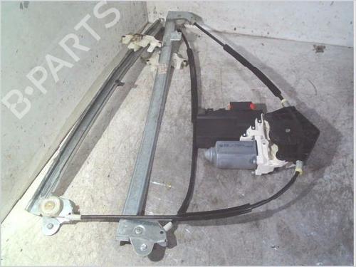 Alzavetro anteriore sinistro CITROËN C8 (EA_, EB_) 2.2 HDi (128 hp) 30095979