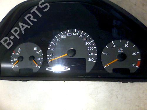 Used Instrument cluster MERCEDES-BENZ E-CLASS (W210) E 320 CDI (210.026) (197 hp) 26085373