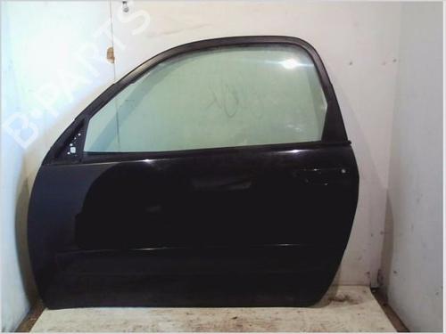 Used Left front door TOYOTA RAV 4 II (_A2_) 2.0 D 4WD (CLA20_, CLA21_, CLA20R, CLA21R) (116 hp) 26115814