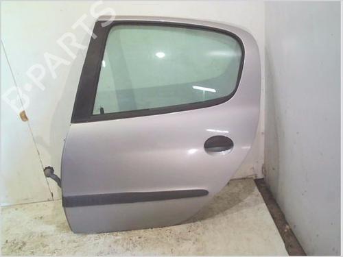 Used Left rear door PEUGEOT 206 Hatchback (2A/C) 1.4 i (75 hp) 26201160