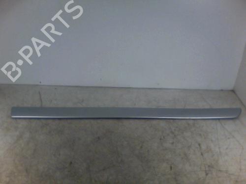 Used Door moulding trim RENAULT MEGANE II (BM0/1_, CM0/1_) 1.5 dCi (BM1E, CM1E) (106 hp) 26069877