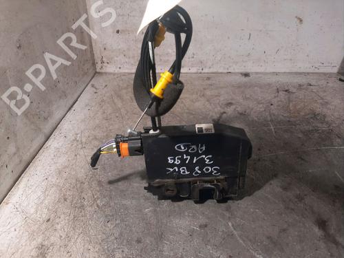 Cerradura puerta trasera derecha Cerradura puerta trasera derecha PEUGEOT 308 II (LB_, LP_, LW_, LH_, L3_) 1.5 BlueHDI 100 (102 hp) 34221713 34221713