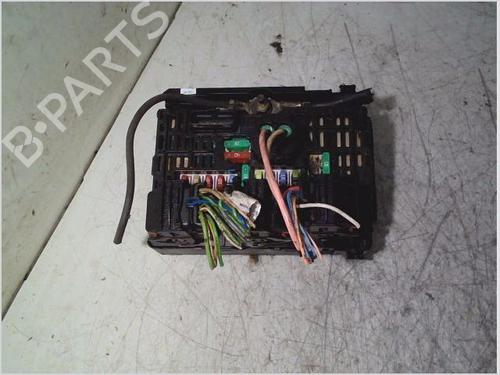 Zekeringkast CITROËN C5 II Break (RE_) 2.0 HDi (RERHRH) (136 hp) 26115192