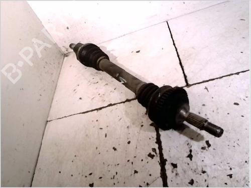 Used Left front driveshaft PEUGEOT 206 Hatchback (2A/C) 1.4 i (75 hp) 26102947