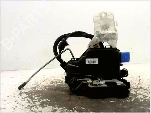 Højre fortil lås Højre fortil lås VW POLO IV (9N_, 9A_) 1.4 TDI (70 hp) 36032088 36032088