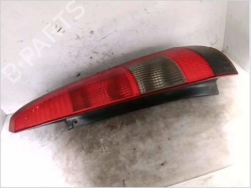 Used Right taillight FORD FIESTA V (JH_, JD_) 1.4 TDCi (68 hp) 26101650