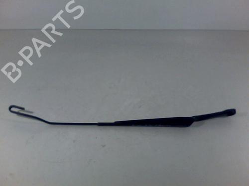 Used Front windshield wiper arm AUDI A3 (8L1) 1.9 TDI (110 hp) 26065811
