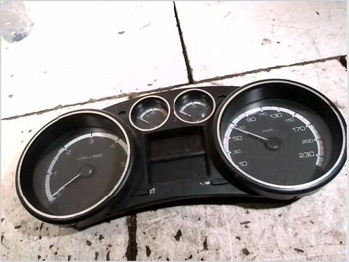 Used Instrument cluster PEUGEOT 308 I (4A_, 4C_) 1.6 HDi (112 hp) 26096010