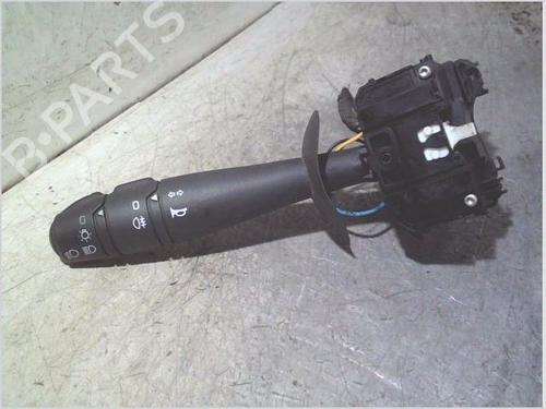 Used Headlight switch Headlight switch RENAULT TWINGO II (CN0_) 1.5 dCi (CN0E) (64 hp) 39963996 39963996