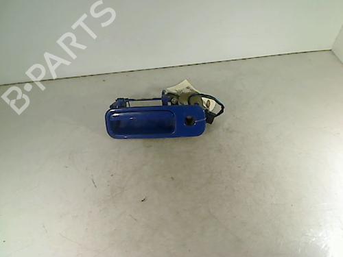 Used Front left exterior door handle VW POLO (9N_, 9A_) 1.4 TDI (75 hp) 26068457