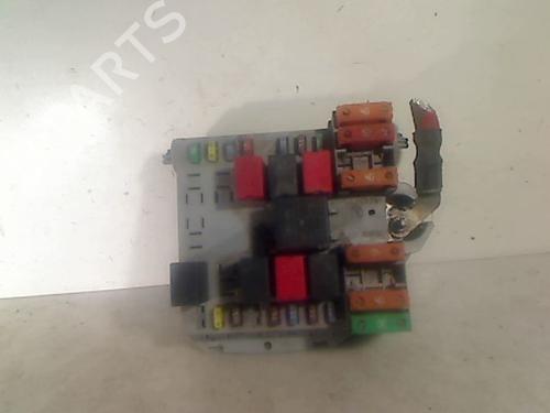 Used Fuse box PEUGEOT BOXER Van 2.2 HDi 100 (101 hp) 26095632