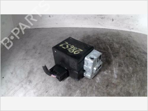 Elektronisk modul RENAULT MEGANE II Estate (KM0/1_) 1.6 (113 hp) 26101483