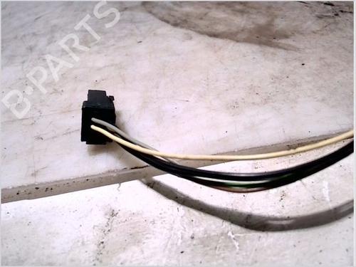Right mirror PEUGEOT 307 SW (3H) 1.6 HDI 110 | BP28324624C27 