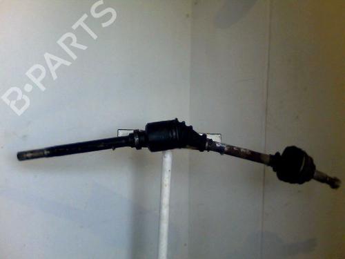 Used Right front driveshaft PEUGEOT 806 (221) 2.1 td 12V (109 hp) 26072404