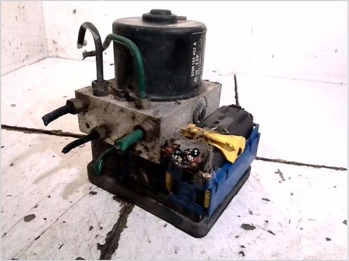 Used ABS pump RENAULT VEL SATIS (BJ0_) 2.2 dCi (BJ0E, BJ0F) (150 hp) 26102691