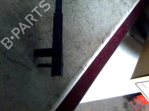 Front windshield wiper arm VW POLO (9N_, 9A_) 1.2 12V | BP26065728C143 