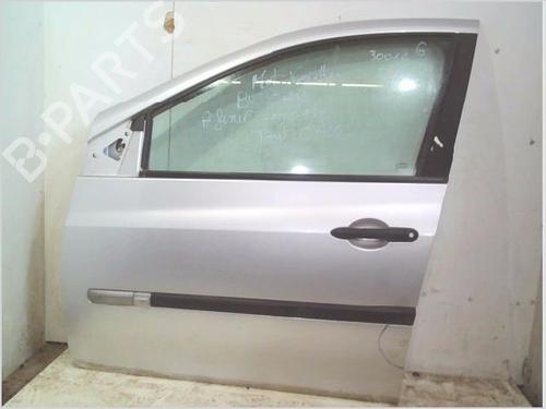 Used Left front door RENAULT CLIO III (BR0/1, CR0/1) 1.5 dCi (C/BR0G, C/BR1G) (68 hp) 29206757